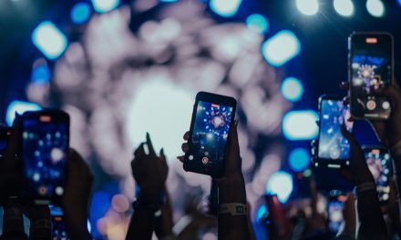 Building Fanbanks and Online Communities Through Virtual Concerts