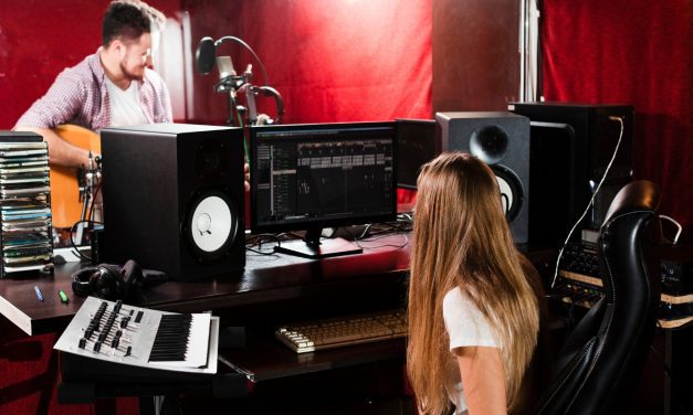 Mixing in Small Rooms: Why Tight Spaces Fight Your Mix (and How Producers Are Adapting)