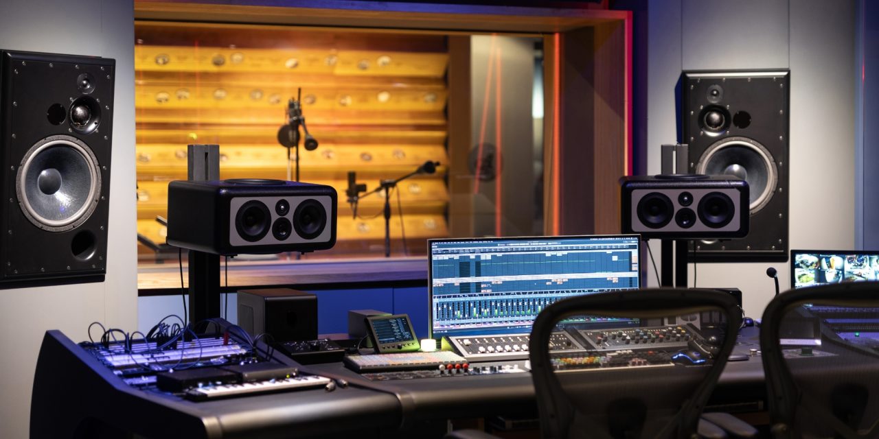 All-in-One Production Workstations: The 2026 Trend Redefining Studio Setups